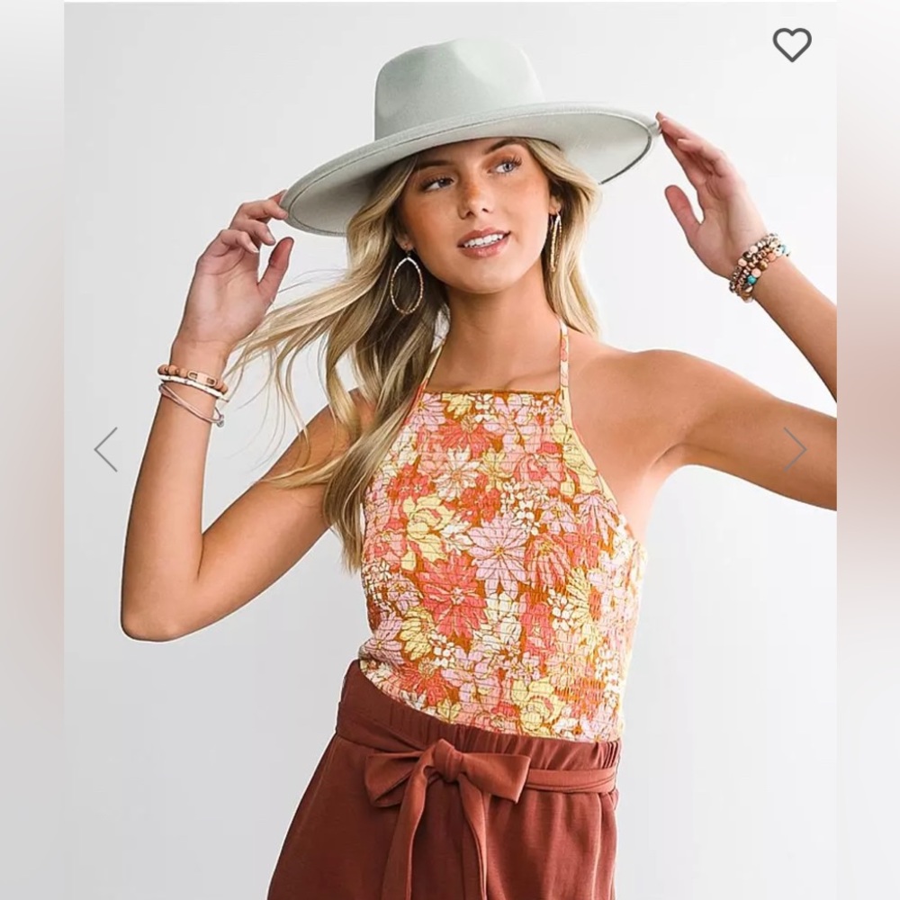 NWT BILLABONG ☀️ Feels Like Summer Halter Top - size M